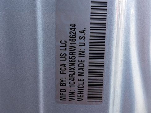 Used 2024 Jeep Wrangler Unlimited image 27