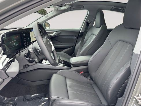 Used 2025 Audi A5 2.0T Premium Plus w/ Premium Plus image 9