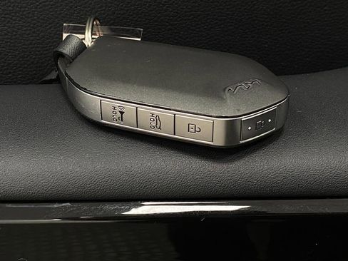 Used 2025 Kia K5 GT-Line image 32