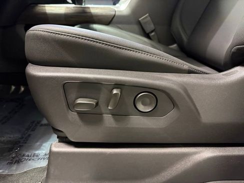 New 2026 GMC Sierra 1500 SLT image 12