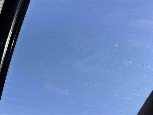 Used 2023 Toyota Sienna XLE image 26