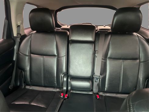 Used 2013 Nissan Pathfinder SL image 16