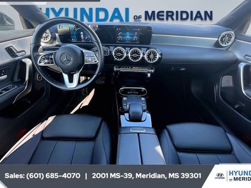 Used 2023 Mercedes-Benz CLA 250 image 13