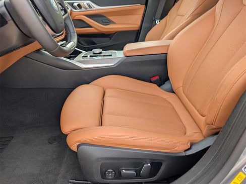 Used 2025 BMW i4 eDrive40 w/ Premium Package image 16