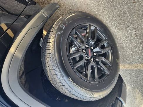 New 2026 GMC Sierra 1500 Elevation w/ Elevation Premium Package AWD/4WD image 23