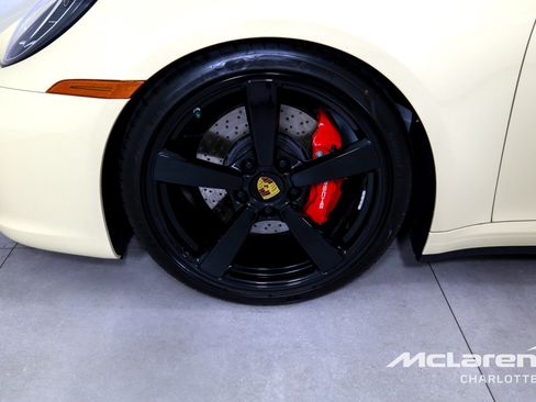 Used 2021 Porsche 911 Carrera S RWD image 28