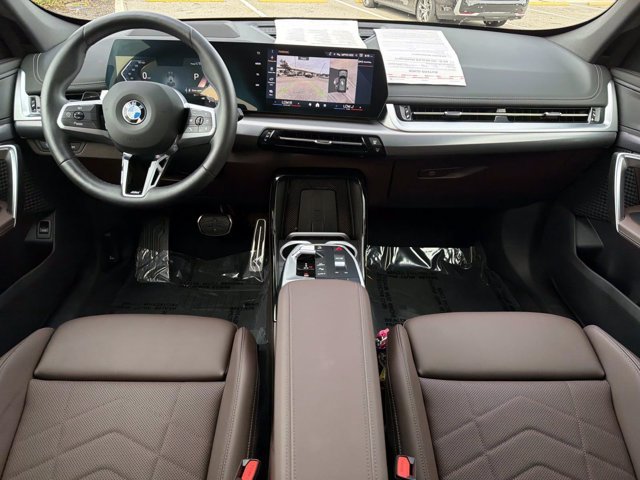 Used 2025 BMW X1 xDrive28i w/ Technology Package AWD/4WD image 12