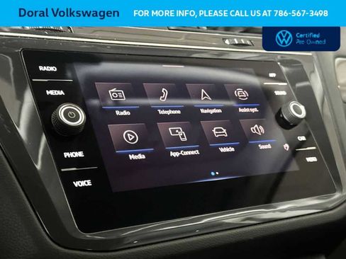 Used 2023 Volkswagen Tiguan SE FWD image 18