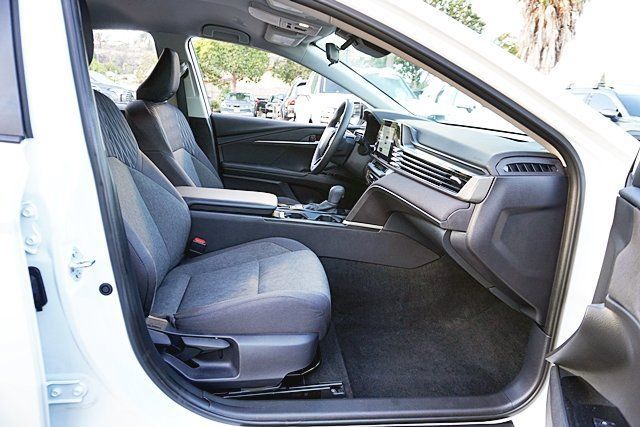 Used 2026 Toyota Camry LE FWD image 18