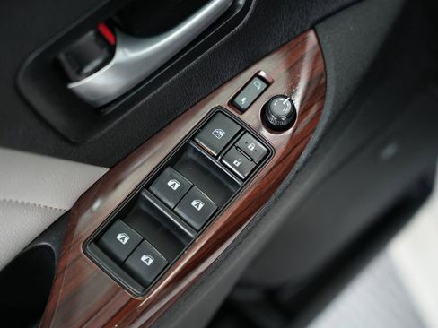 Used 2019 Toyota Sienna Limited Premium image 47