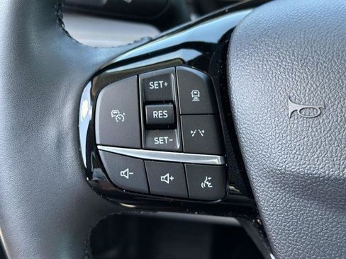 Used 2025 Ford Escape Active w/ Tech Pack #1 AWD/4WD image 16