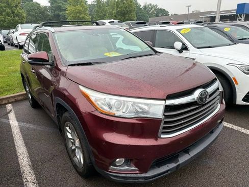 Used 2015 Toyota Highlander Limited Platinum AWD/4WD image 14