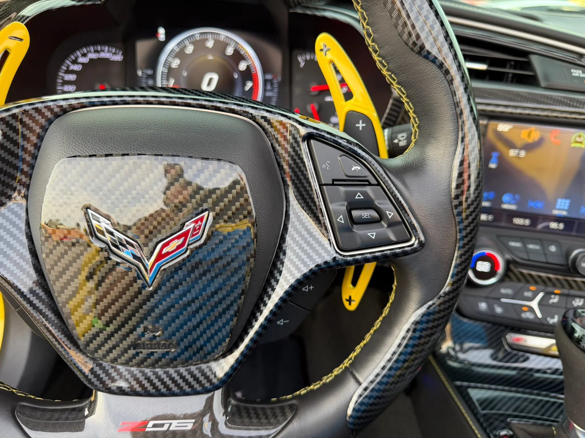 Used 2016 Chevrolet Corvette Z06 w/ 3LZ Preferred Equipment Group RWD image 33