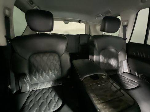 Used 2021 Nissan Armada Platinum w/ Captain's Chairs Package RWD image 32
