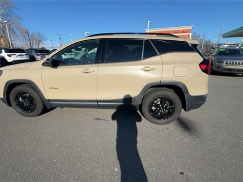 Certified 2022 GMC Terrain AT4 w/ Infotainment Package II image 5