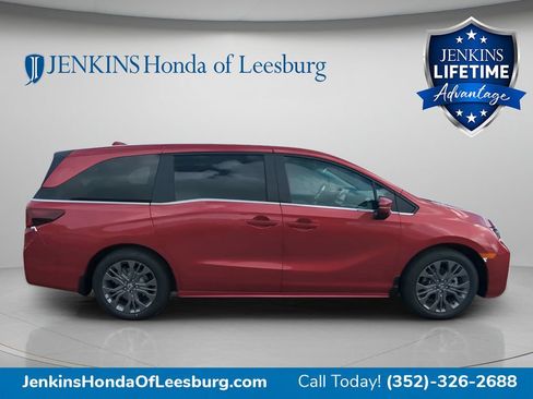 New 2026 Honda Odyssey Touring image 2
