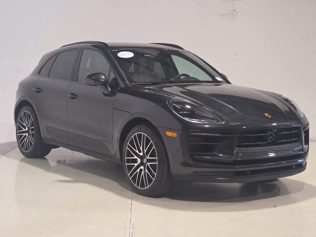 Certified 2026 Porsche Macan S AWD/4WD image 7