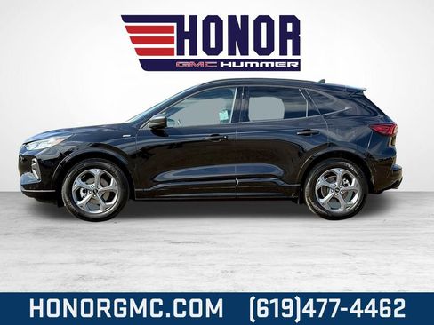 Used 2024 Ford Escape ST-Line image 6