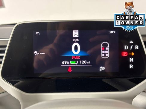 Used 2025 Volkswagen ID. Buzz 1st Edition image 18