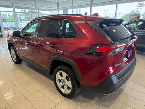 Used 2019 Toyota RAV4 XLE w/ All Weather Liner Package AWD/4WD image 5