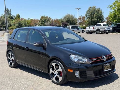 Used 2011 Volkswagen GTI 4-Door FWD image 7