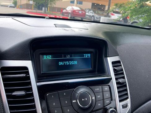 Used 2012 Chevrolet Cruze LTZ image 28