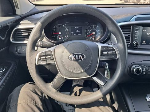 Used 2019 Kia Sorento LX image 20
