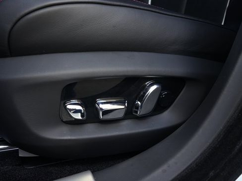 Used 2023 Rolls-Royce Ghost Black Badge image 32