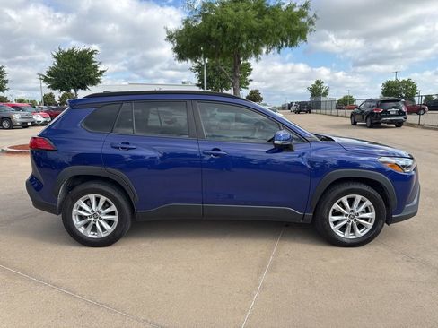 Used 2022 Toyota Corolla Cross LE FWD image 6