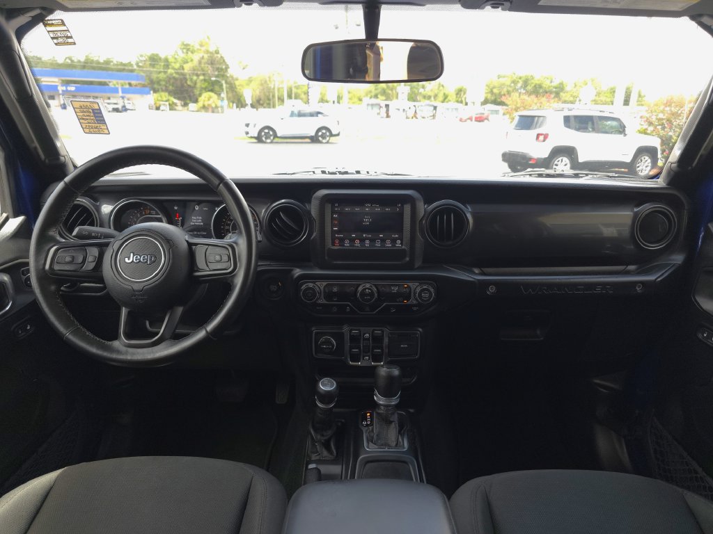 Used 2020 Jeep Wrangler Unlimited Sport AWD/4WD image 18