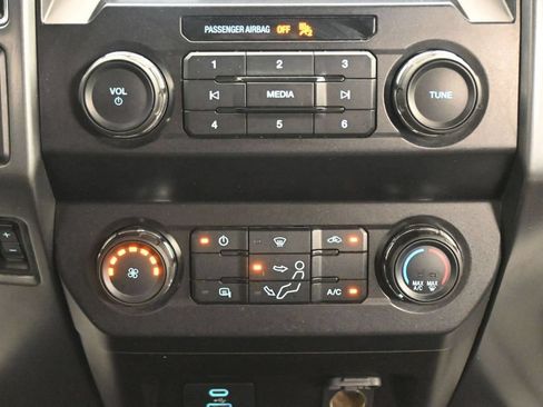 Used 2022 Ford F350 XLT AWD/4WD image 18