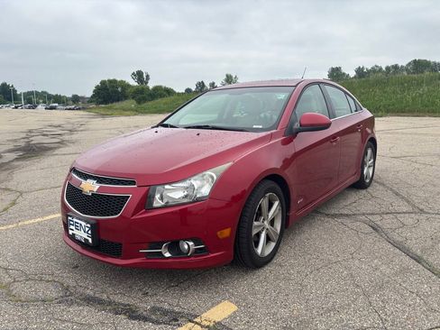 Used 2012 Chevrolet Cruze LT w/ RS Package FWD image 3