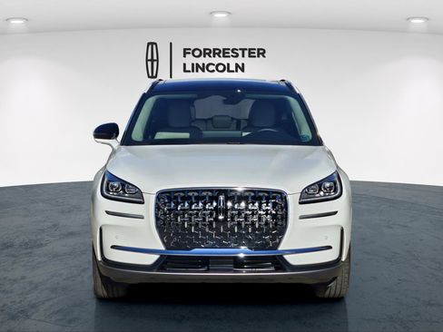 New 2026 Lincoln Corsair Reserve image 8