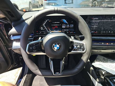 Used 2027 BMW 540i xDrive AWD/4WD image 17