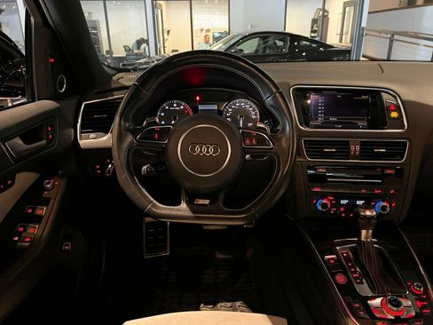 Used 2015 Audi SQ5 Prestige w/ Prestige Package AWD/4WD image 16