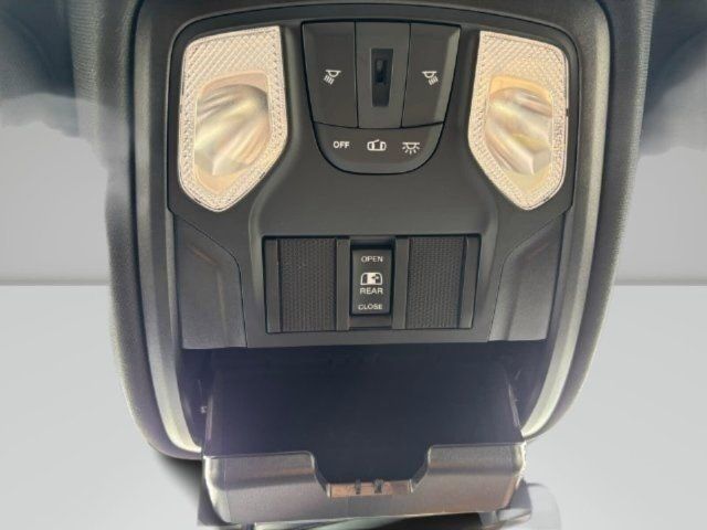 Used 2022 RAM 1500 Rebel AWD/4WD image 32