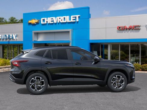 New 2026 Chevrolet Trax LT w/ LT Convenience Package image 5