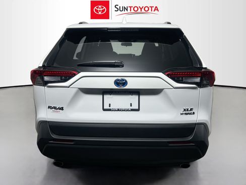 Used 2024 Toyota RAV4 XLE w/ Convenience Package AWD/4WD image 5