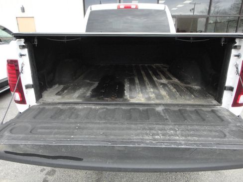 Used 2021 RAM 1500 Classic Warlock w/ Electronics Group AWD/4WD image 12