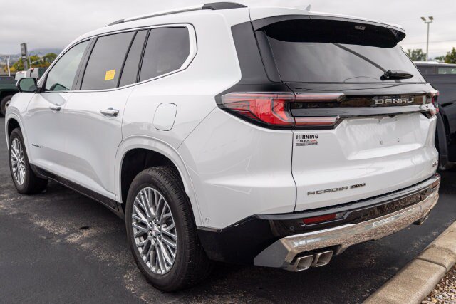 Used 2026 GMC Acadia Denali w/ Super Cruise Package AWD/4WD image 3