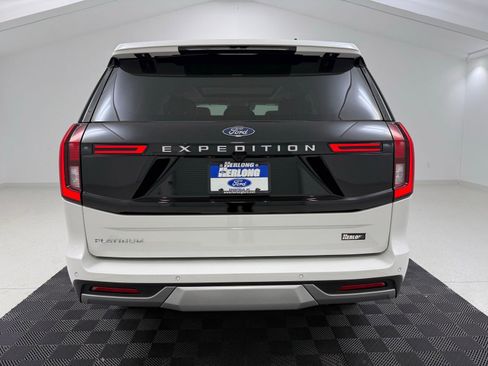 New 2026 Ford Expedition Platinum AWD/4WD image 6