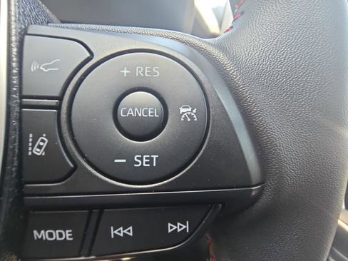 Used 2025 Toyota RAV4 SE AWD/4WD image 18