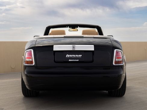 Used 2009 Rolls-Royce Phantom Drophead Coupe RWD image 5