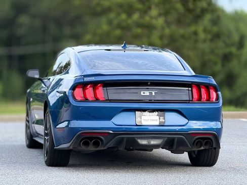 Used 2022 Ford Mustang GT RWD image 5