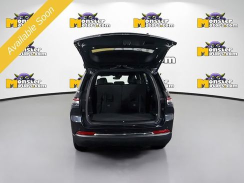 Used 2024 Jeep Grand Cherokee L Limited AWD/4WD image 25