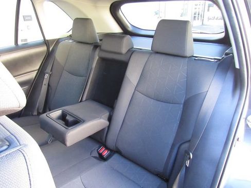 Used 2019 Toyota RAV4 XLE w/ Carpet Mat Package AWD/4WD image 15
