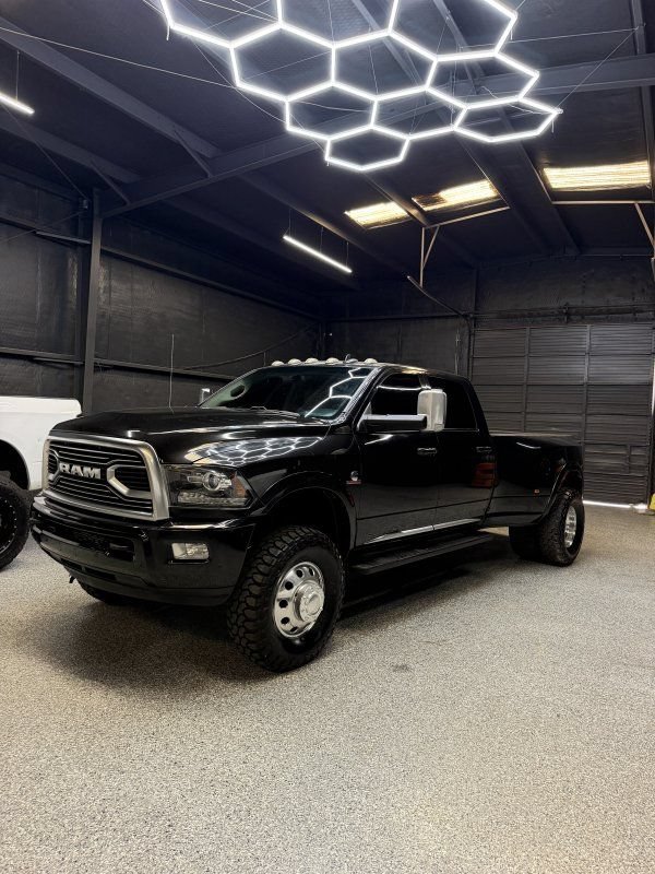 Used 2018 RAM 3500 Laramie Longhorn AWD/4WD image 1