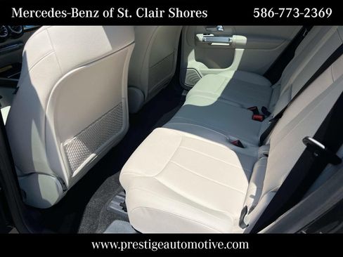 Used 2026 Mercedes-Benz GLB 250 4MATIC image 15