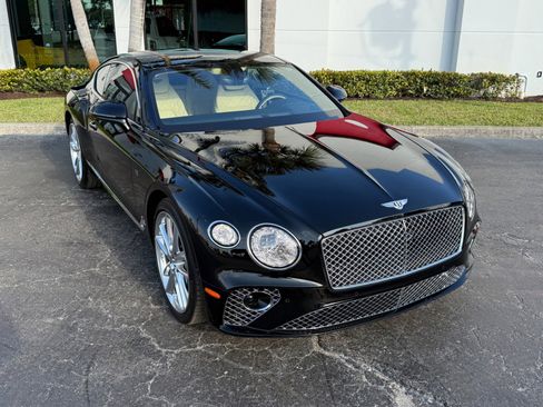 Used 2020 Bentley Continental GT First Edition image 7