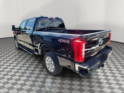 Used 2024 Ford F250 XLT AWD/4WD image 3